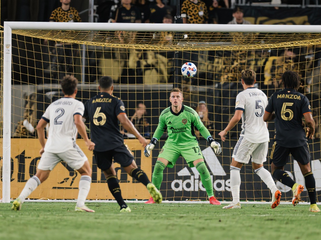 武汉三镇若 武汉三镇若