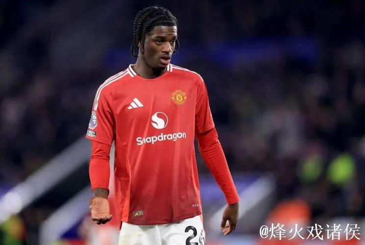 曼联19岁小将连续3轮首发踢满全场 主场惨丢4球仍获信任